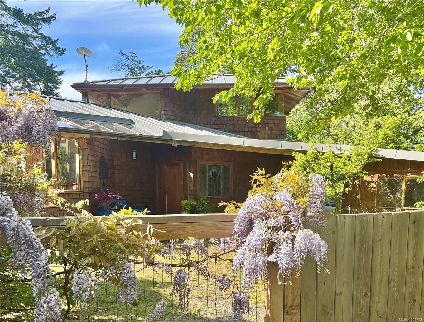 7161 Komas Rd, Denman Island, BC