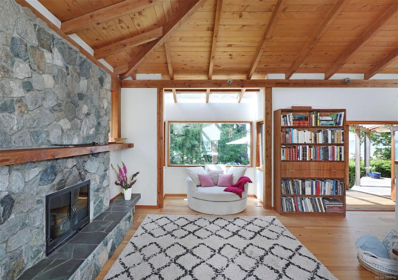 7161 Komas Rd, Denman Island, BC