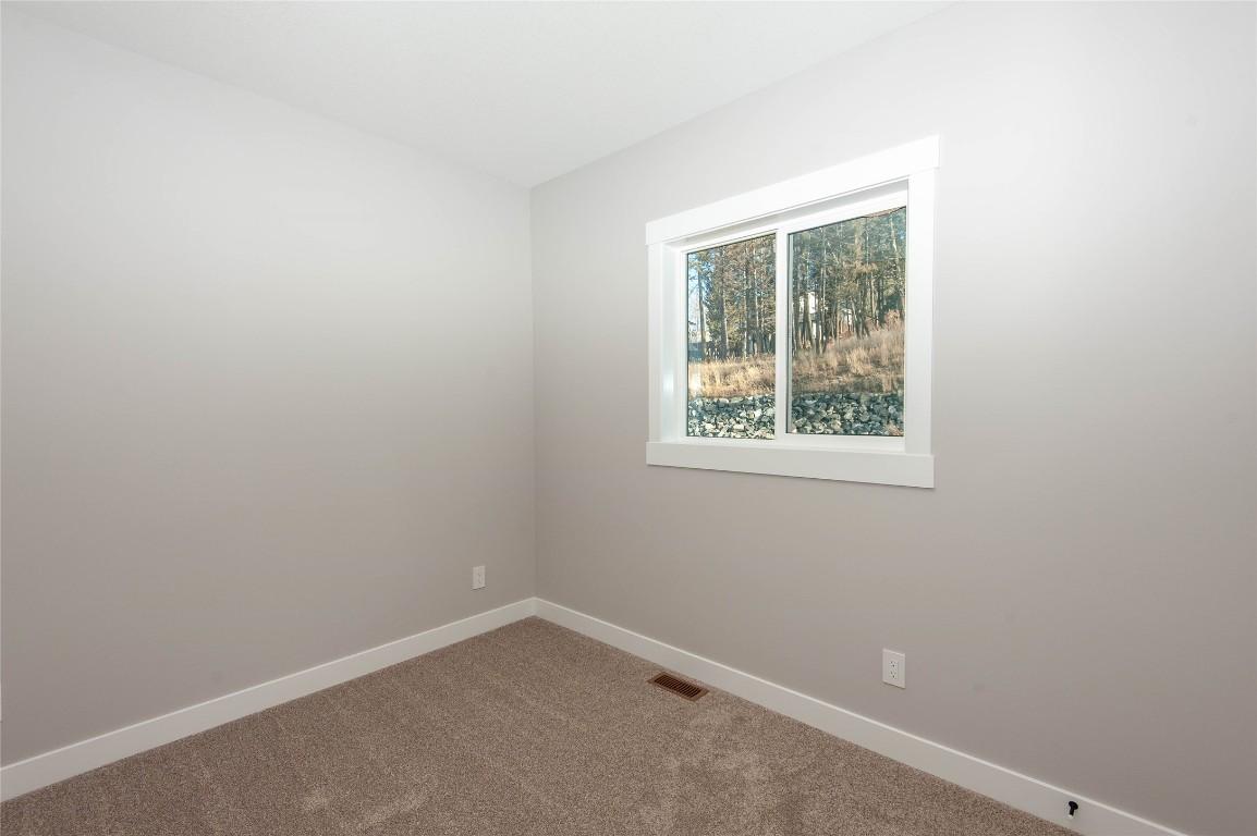 431 Poplar Drive, Logan Lake, BC - Indoor Photo Showing Other Room