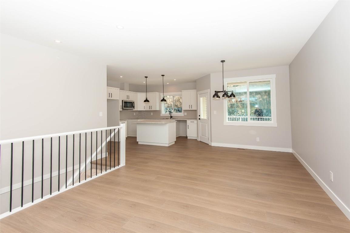 431 Poplar Drive, Logan Lake, BC - Indoor