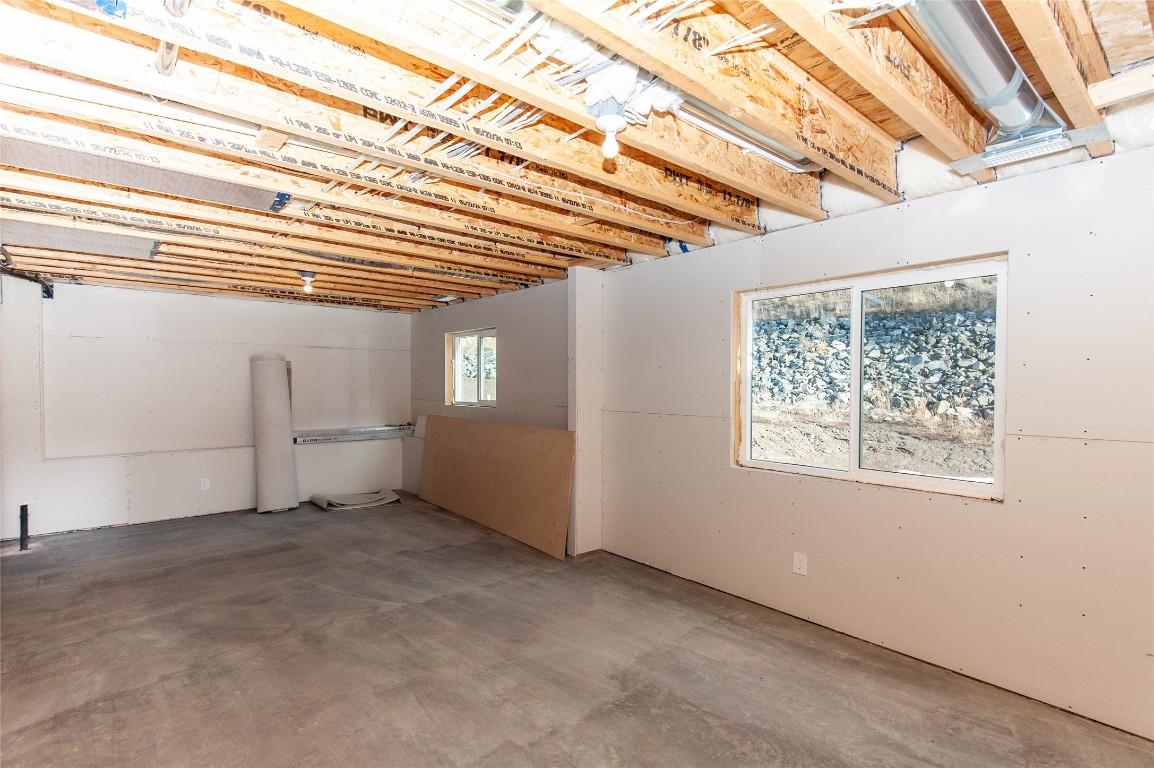 431 Poplar Drive, Logan Lake, BC - Indoor Photo Showing Basement