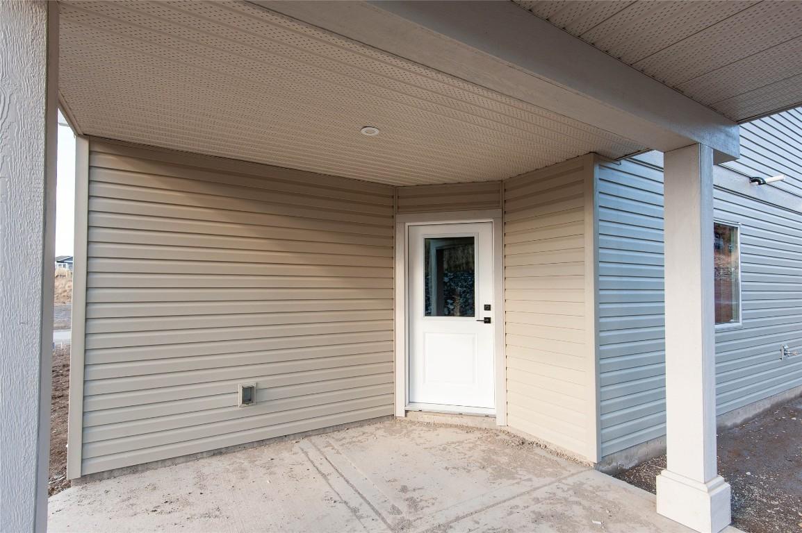 431 Poplar Drive, Logan Lake, BC - Outdoor With Exterior