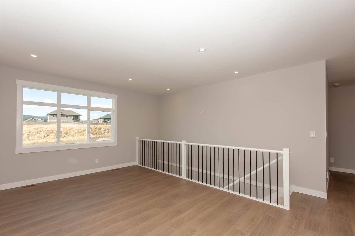 431 Poplar Drive, Logan Lake, BC - Indoor Photo Showing Other Room