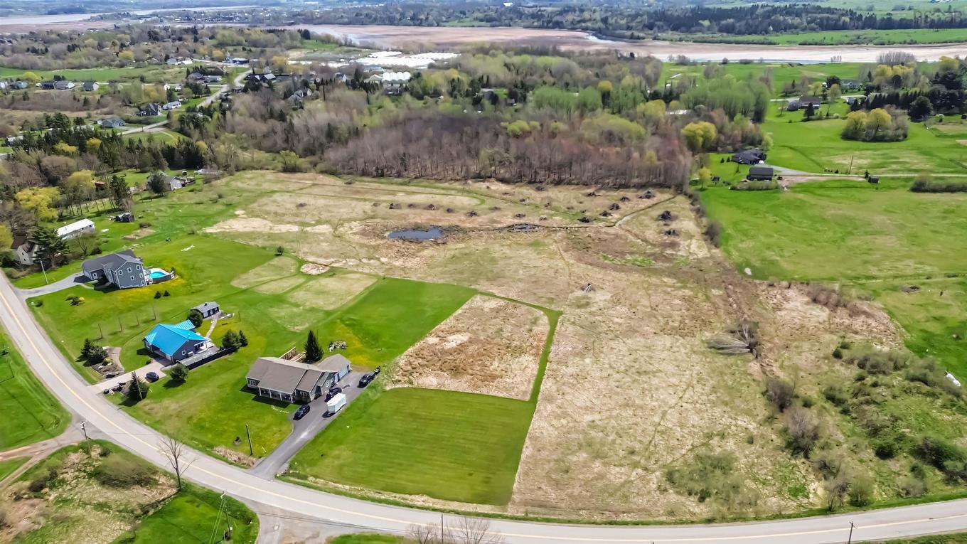 11 Acres - Falmouth Dyke Road, Falmouth, NS