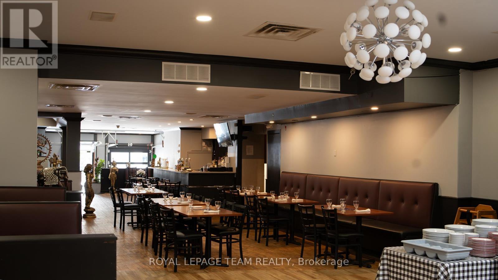 33 - 39 Clarence Street, Ottawa, ON