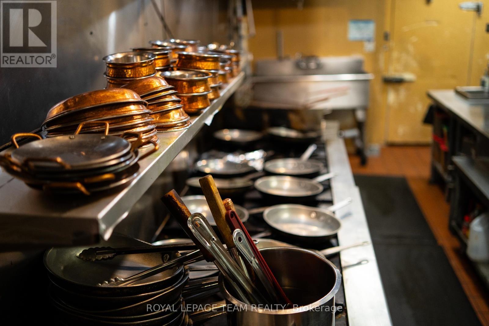 33 - 39 Clarence Street, Ottawa, ON