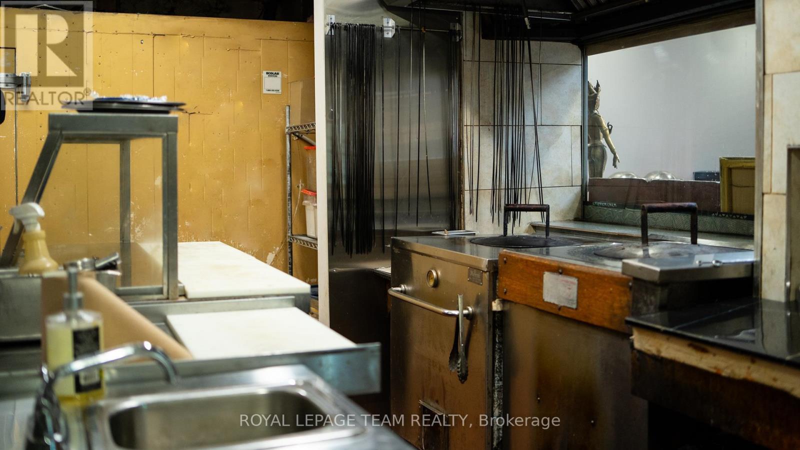 33 - 39 Clarence Street, Ottawa, ON