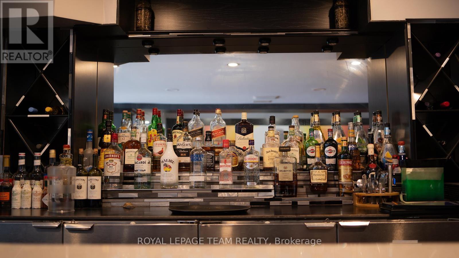 33 - 39 Clarence Street, Ottawa, ON