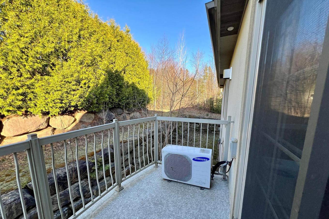 Terrasse - 206-500 Ch. Des Frênes, Piedmont, QC - Outdoor With Exterior