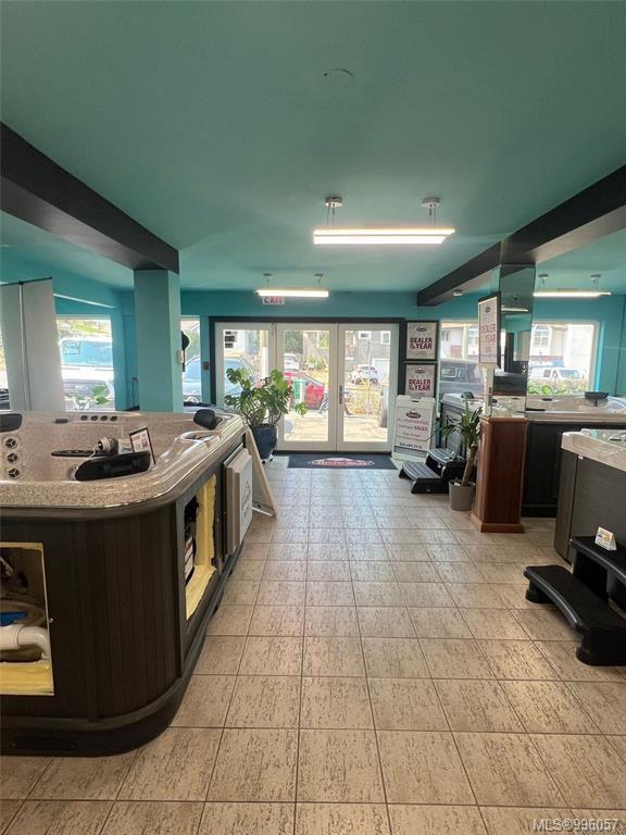 3185 Quadra St, Victoria, BC