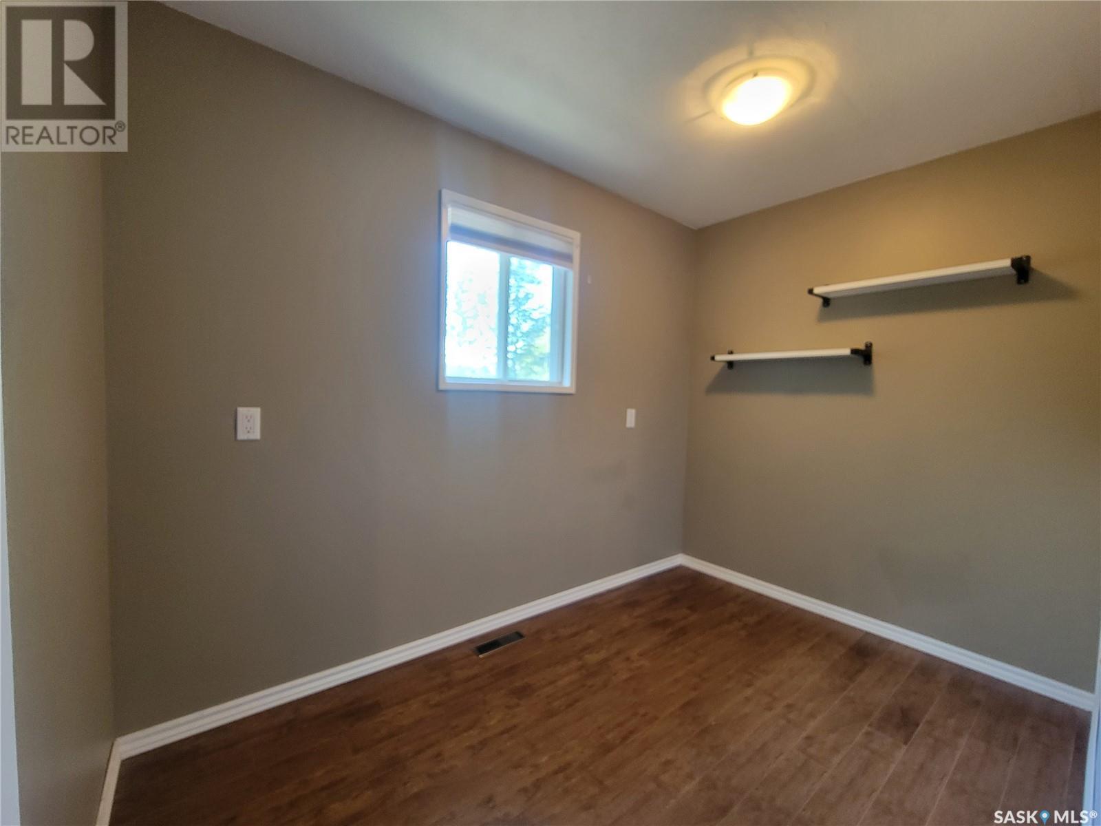 16 4Th Avenue E, Neilburg, SK - Indoor Photo Showing Other Room