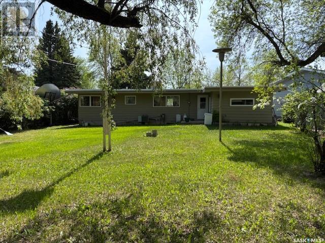 150 Shevchenko Crescent, Canora, SK - Outdoor