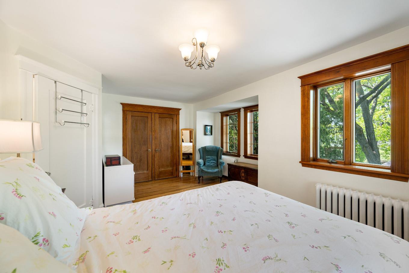 Primary bedroom - 58 Av. Beverley, Mont-Royal, QC - Indoor Photo Showing Bedroom