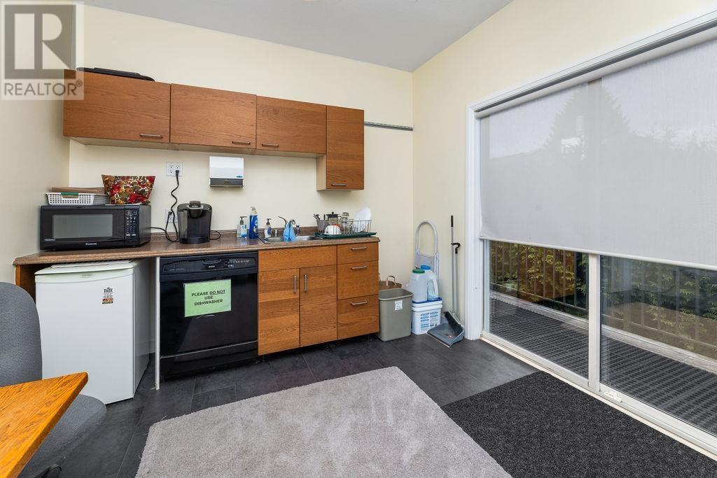 818 Kiwanis Way, Gibsons, BC