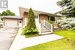66 DOXSEE AVENUE N Trent Hills (Campbellford), ON K0L 1L0