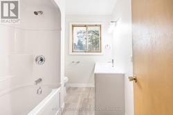 fully renovated, brand new 4-pc bathroom -