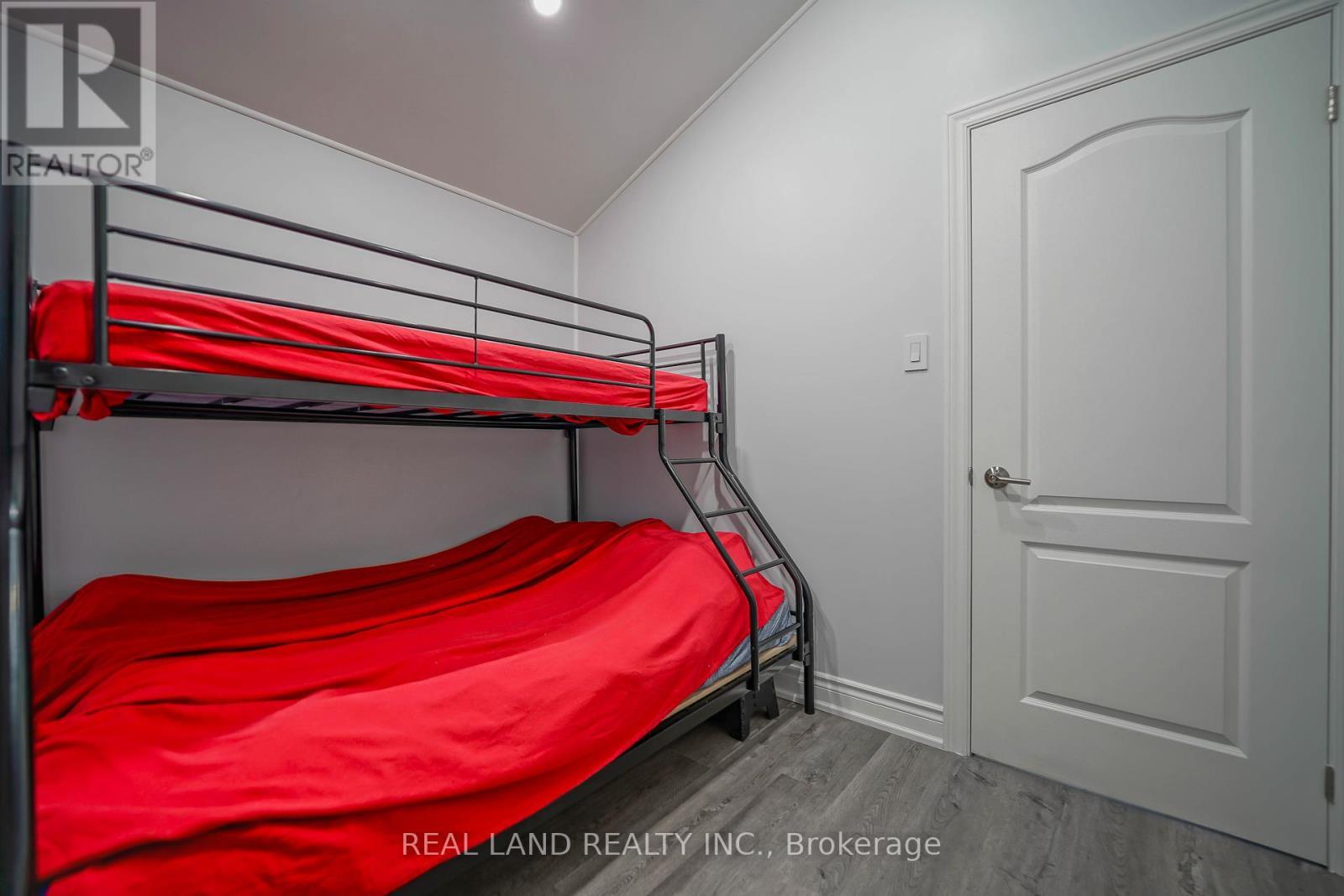 84 Parker Dr, Roseneath, Alnwick/Haldimand, ON - Indoor Photo Showing Bedroom