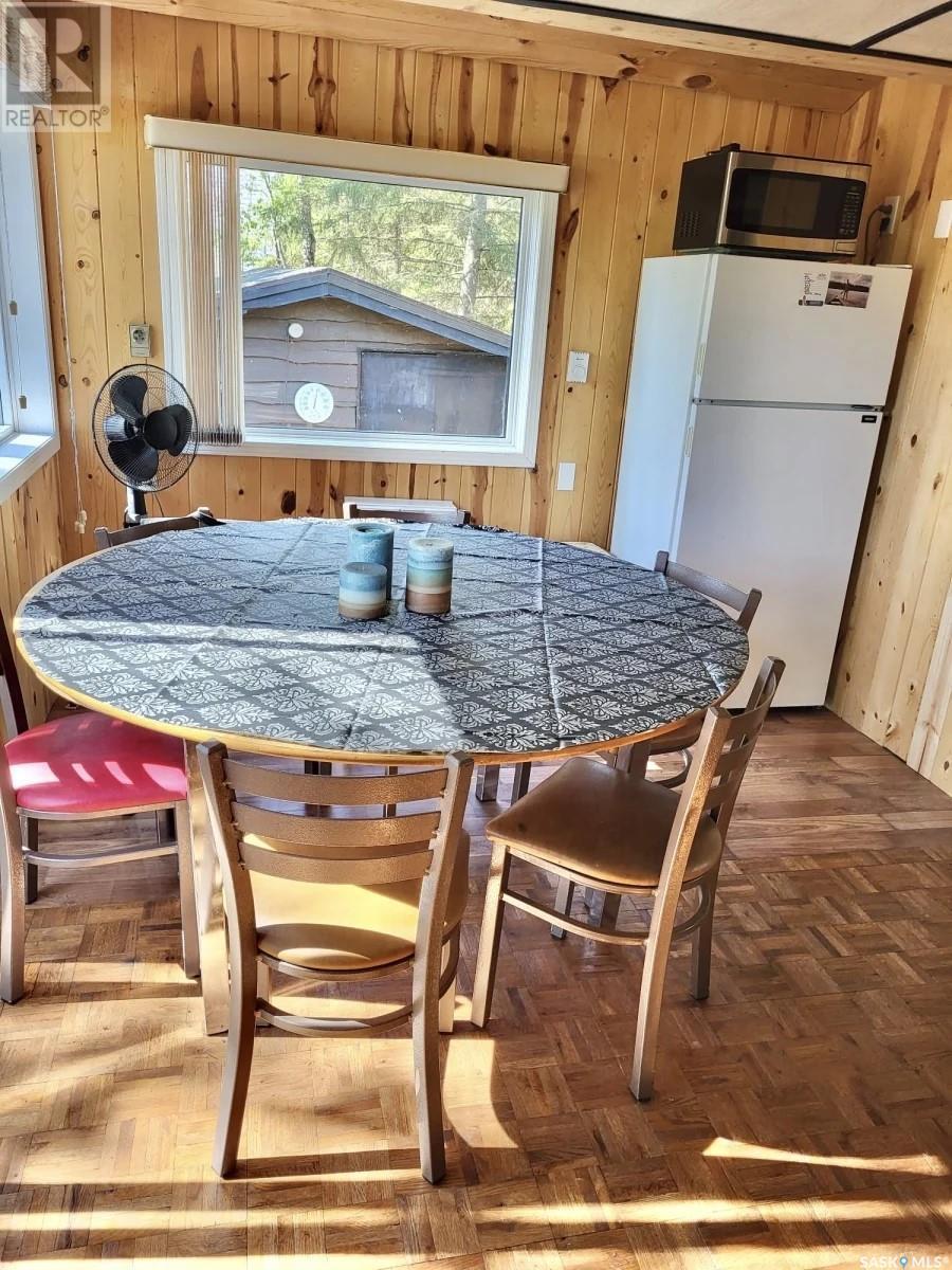 1 Lakeshore Place, Echo Bay, SK - Indoor Photo Showing Dining Room