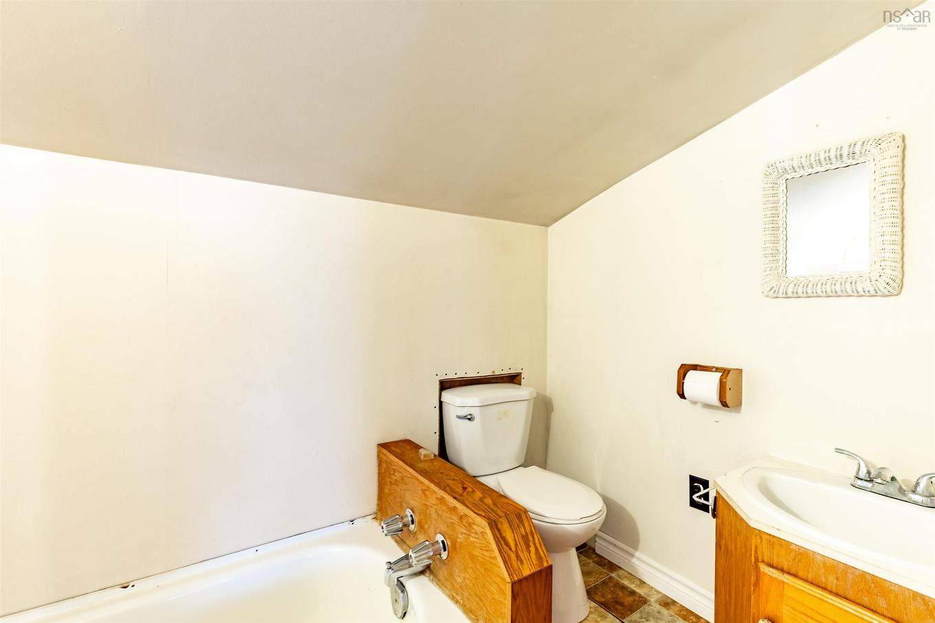 147 Chemin Des Cottreau Road, Wedgeport, NS