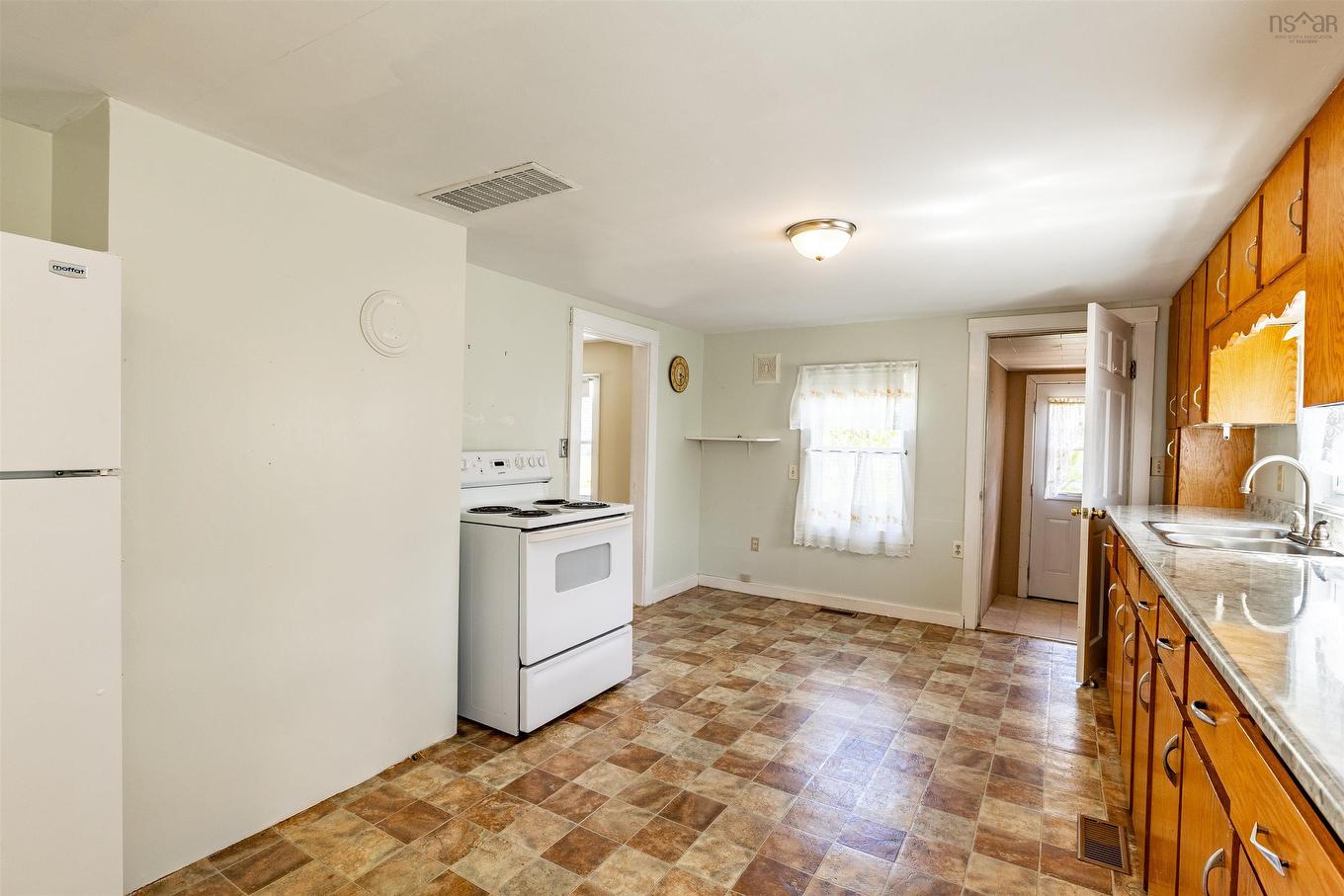 147 Chemin Des Cottreau Road, Wedgeport, NS