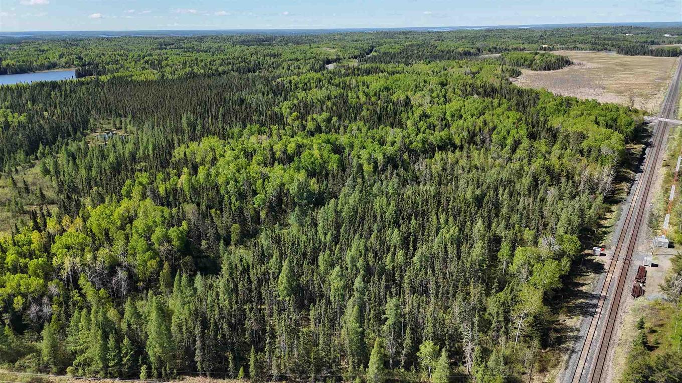 Part 1&2 Jones Road, Kenora, ON
