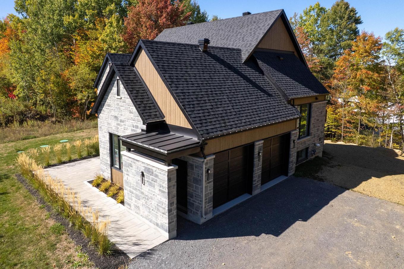 Façade - 320 Rue Du Bassin, Saint-Jérôme, QC - Outdoor