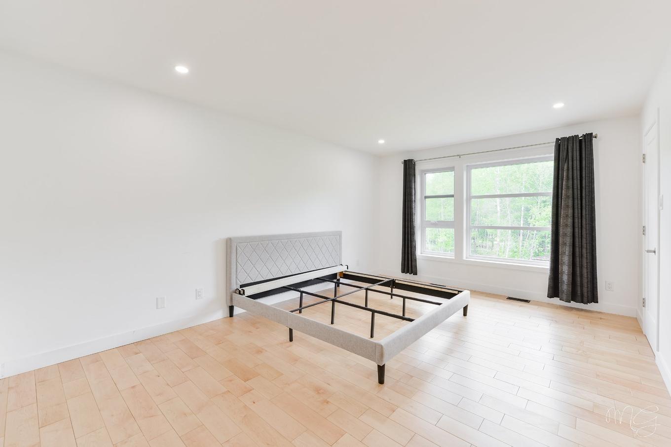 Primary bedroom - 1531 Ch. David, Prévost, QC - Indoor Photo Showing Other Room