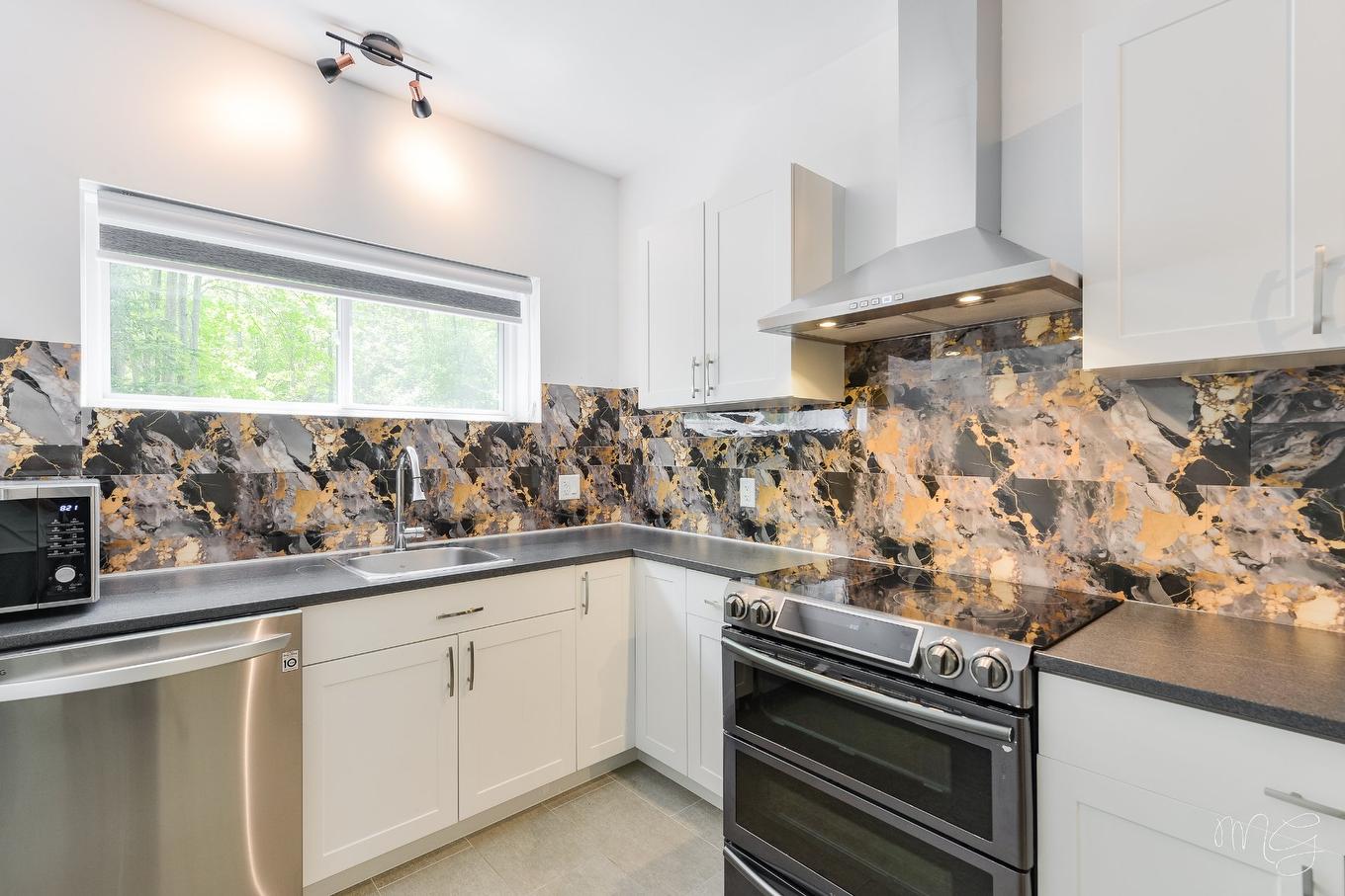 Kitchen - 1531 Ch. David, Prévost, QC - Indoor Photo Showing Kitchen