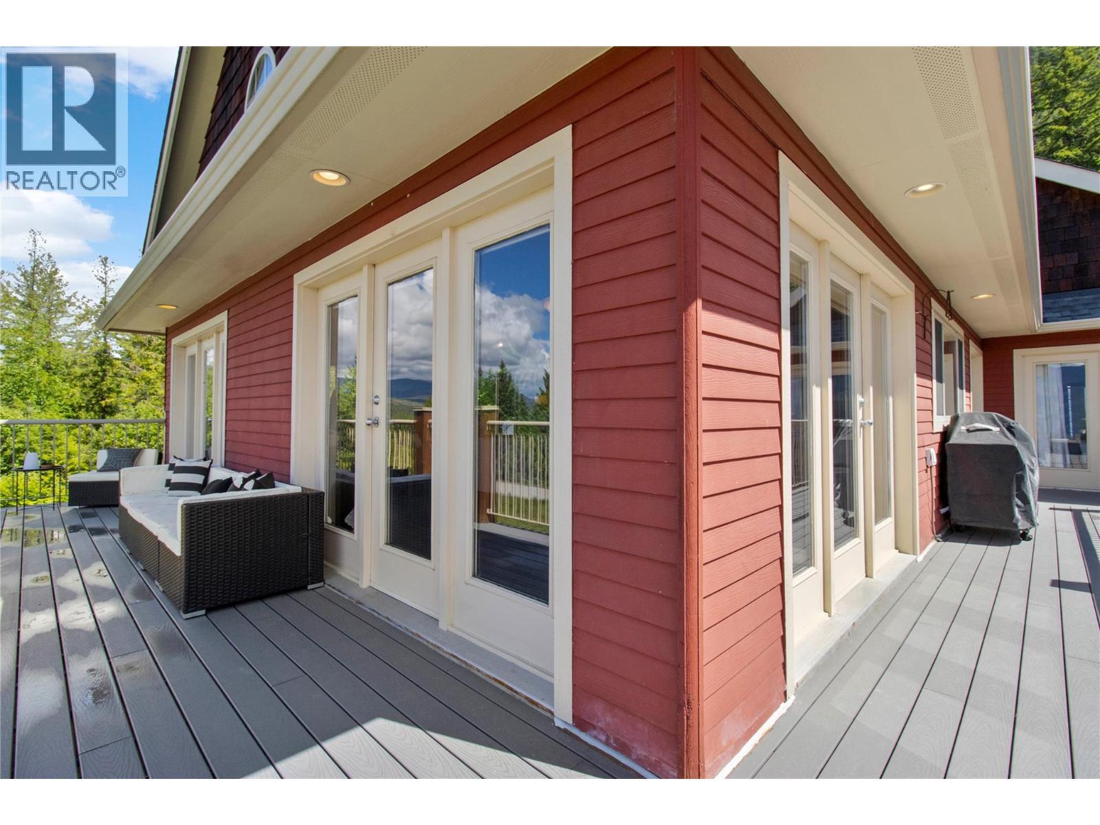 3240 Roncastle Road, Blind Bay, BC - Outdoor With Deck Patio Veranda With Exterior