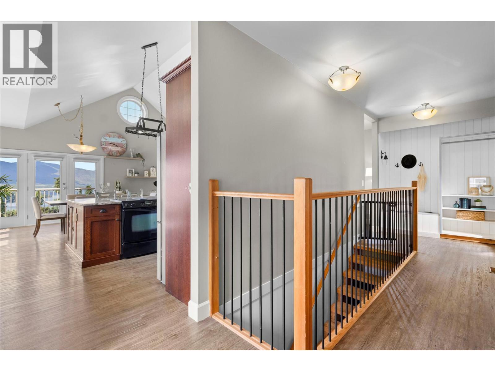 3240 Roncastle Road, Blind Bay, BC - Indoor Photo Showing Other Room