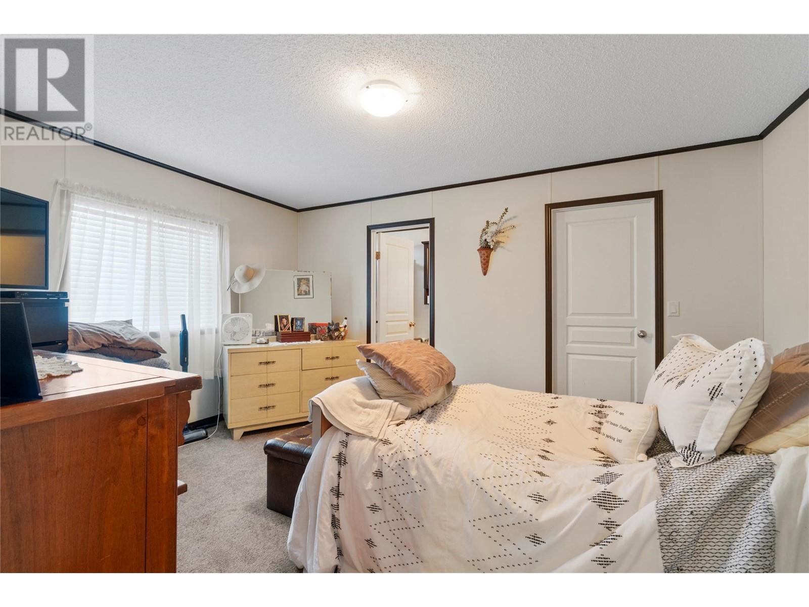 504 Pine Street Unit# 3, Chase, BC