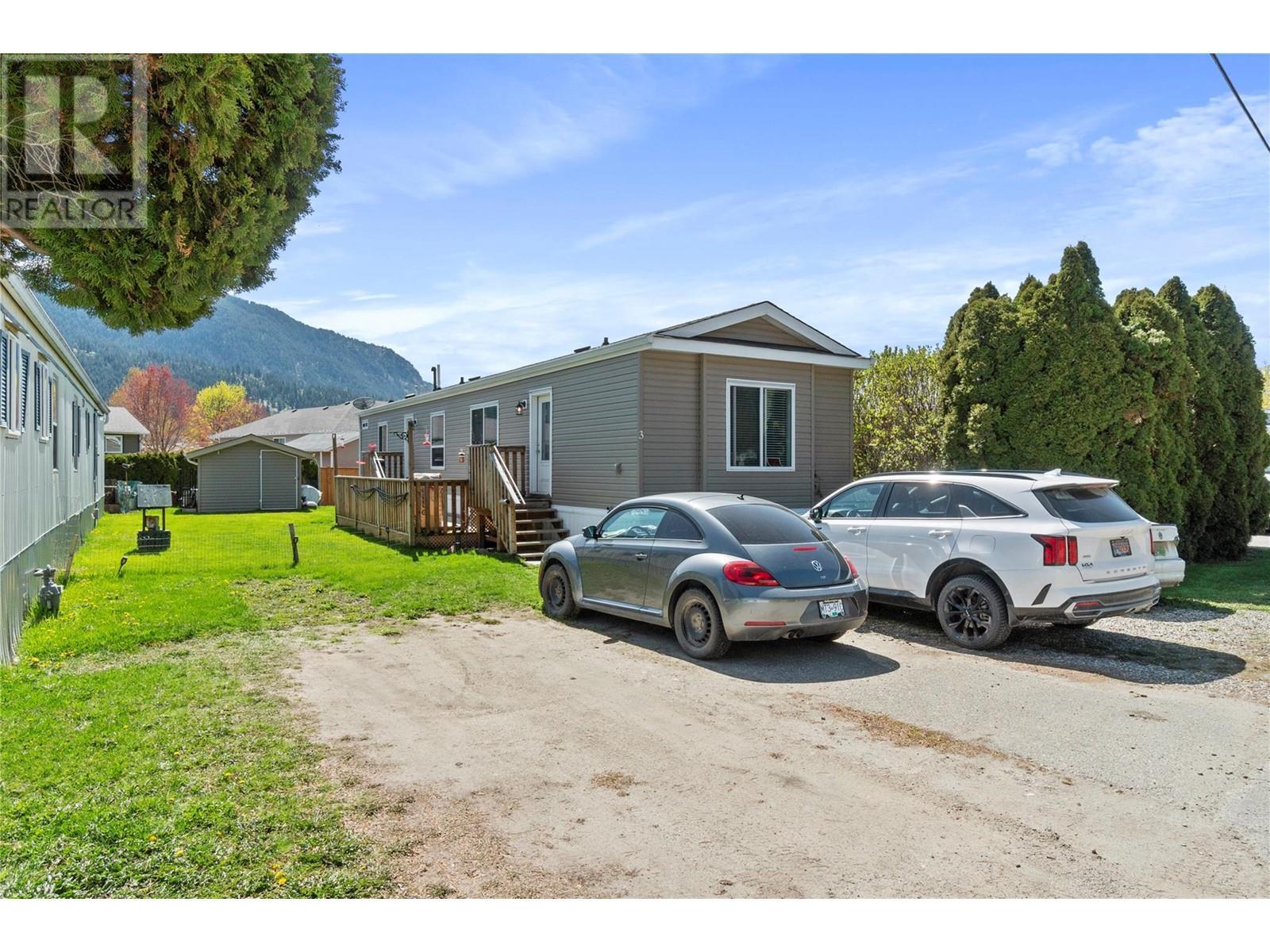 504 Pine Street Unit# 3, Chase, BC