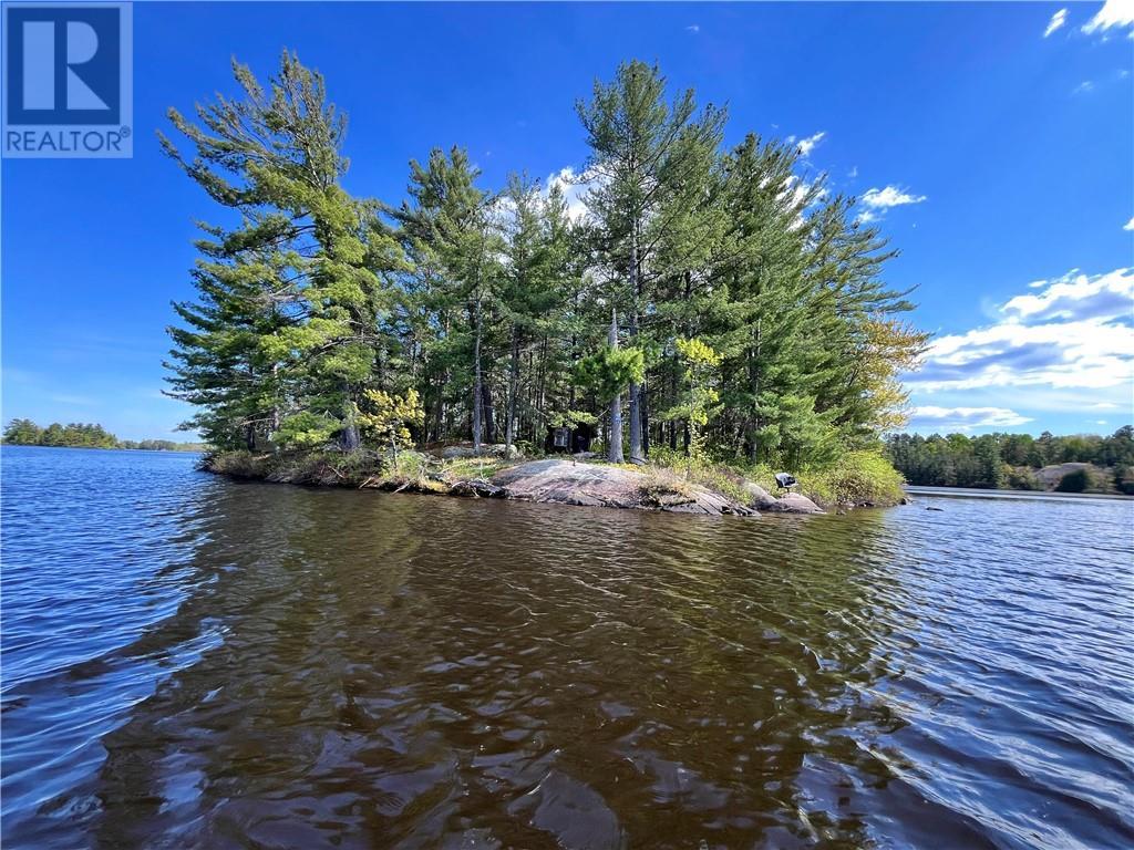 Wm3-1 Island, Lavigne, ON