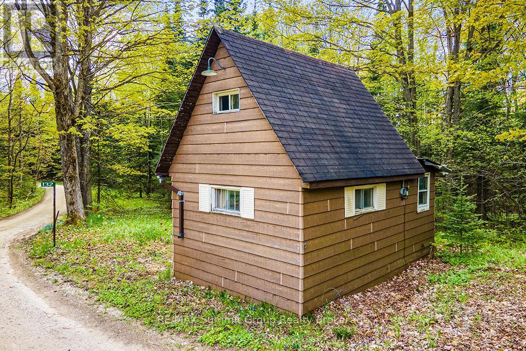 132 South View Lane, Grey Highlands, ON