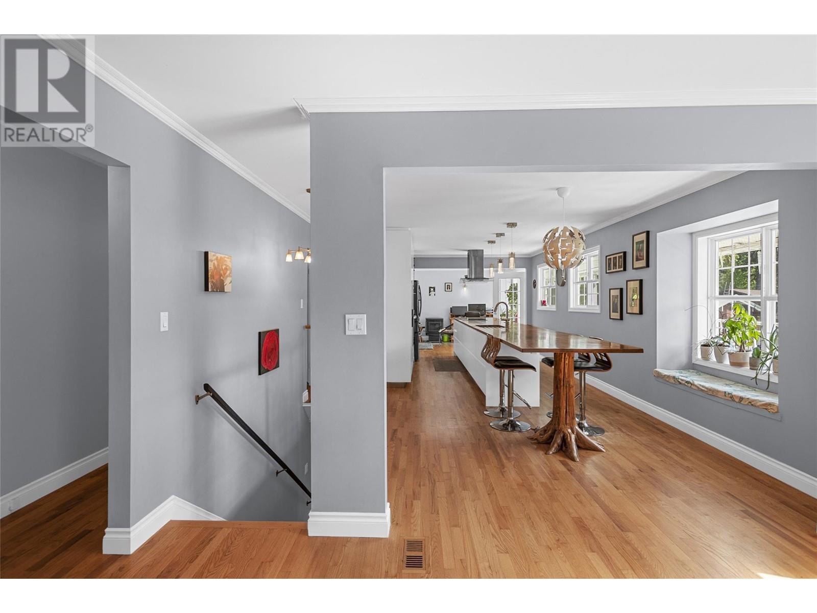 1640 Galt Crescent, Revelstoke, BC - Indoor Photo Showing Other Room