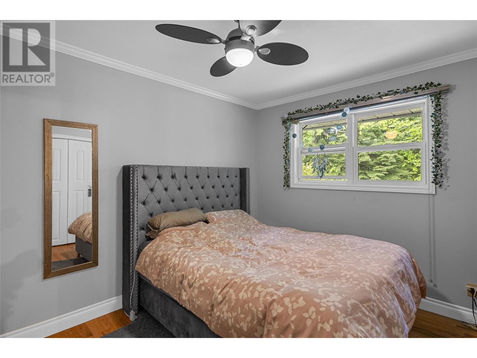 Second Bedroom - 1640 Galt Crescent, Revelstoke, BC - Indoor Photo Showing Bedroom