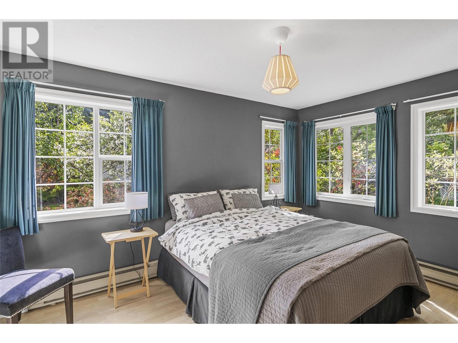 Suite 1st Bedroom - 1640 Galt Crescent, Revelstoke, BC - Indoor Photo Showing Bedroom