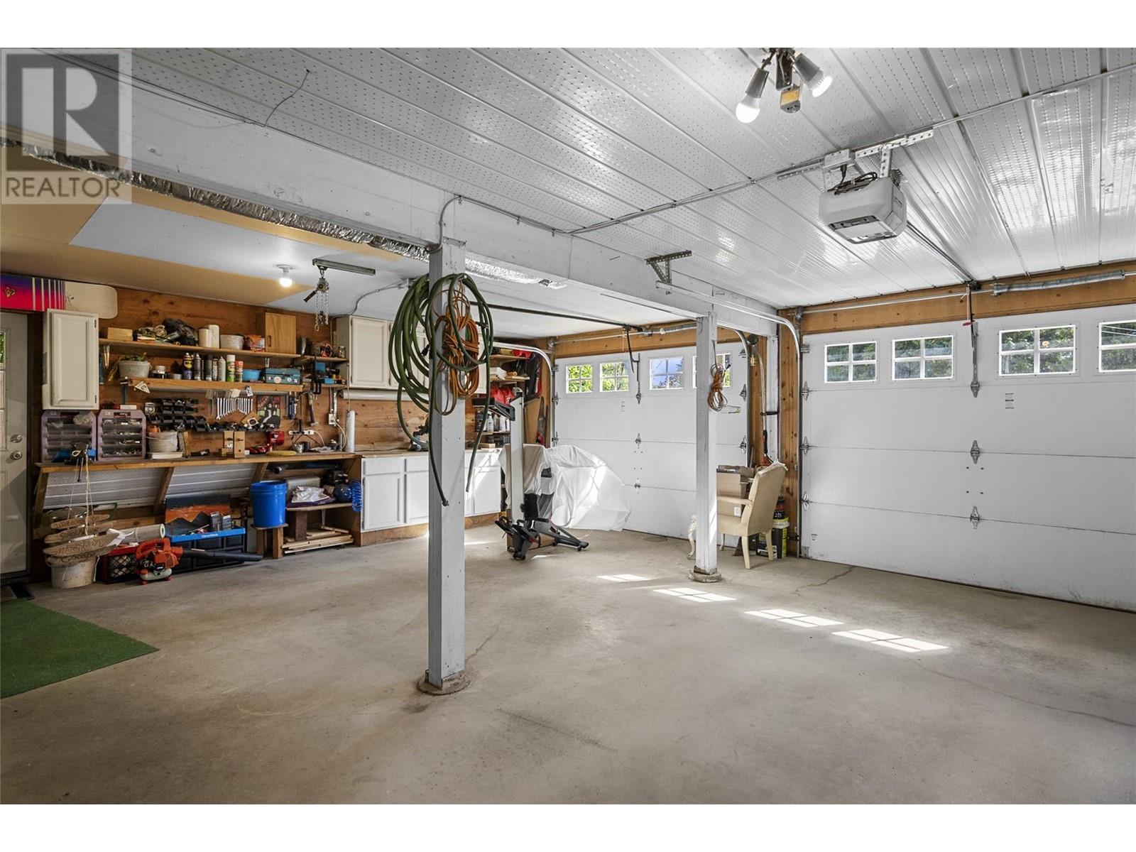 Garage - 1640 Galt Crescent, Revelstoke, BC - Indoor Photo Showing Garage
