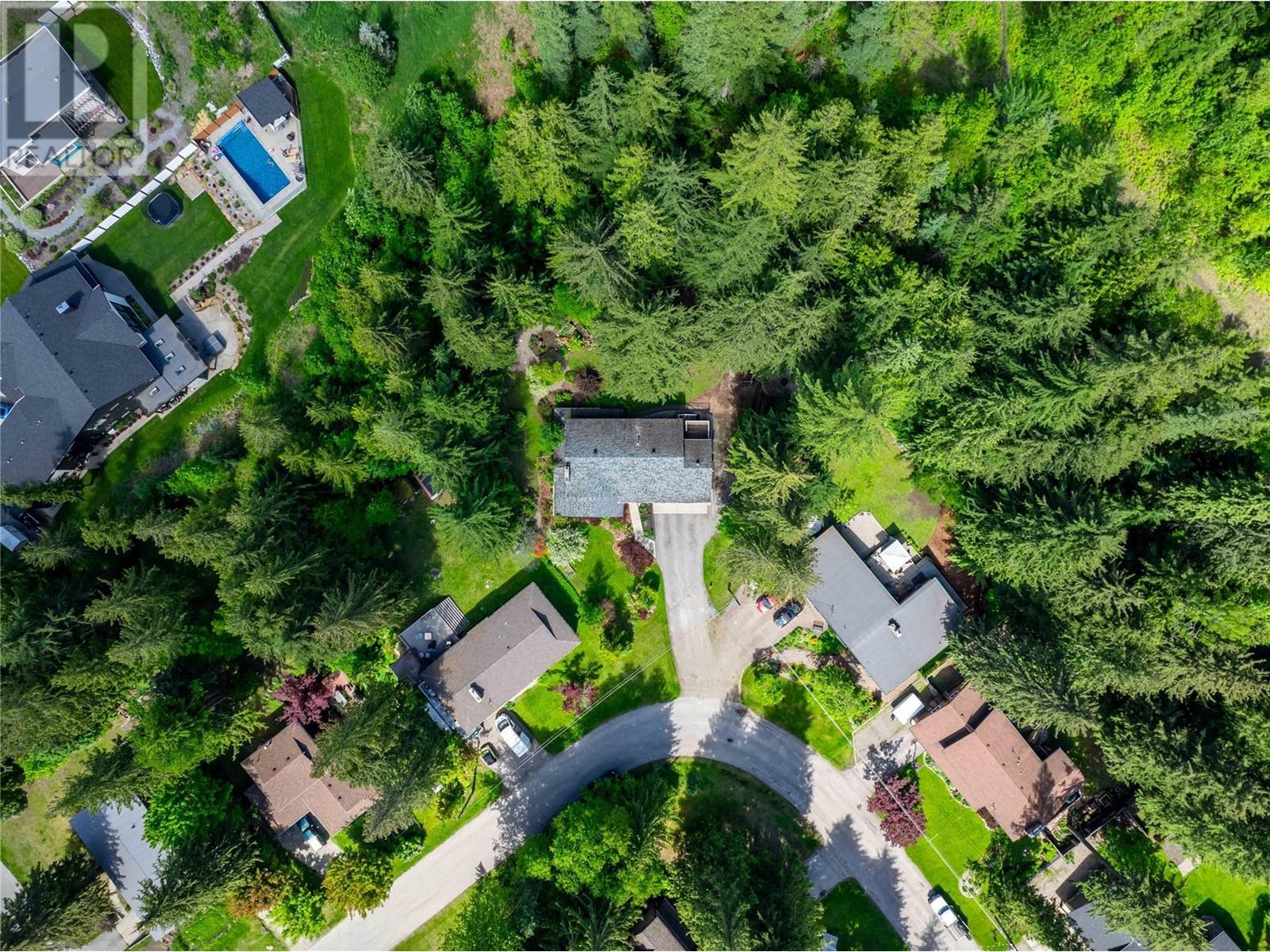 1640 Galt Crescent, Revelstoke, BC - Outdoor With View