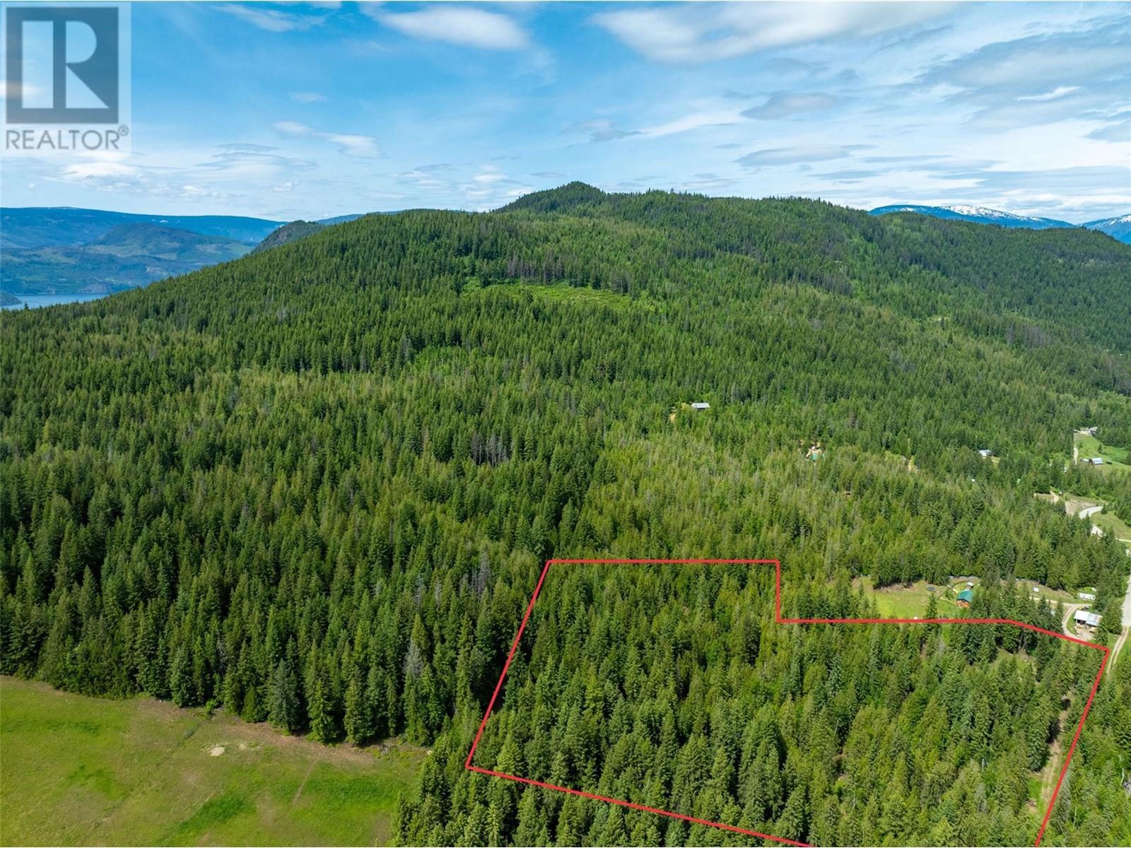 3175 Hautala Road, Sorrento, BC