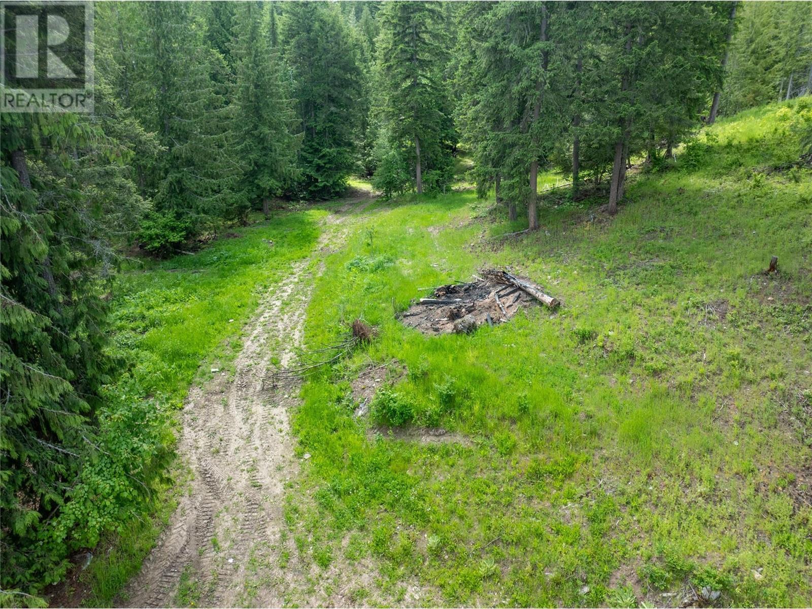 3175 Hautala Road, Sorrento, BC