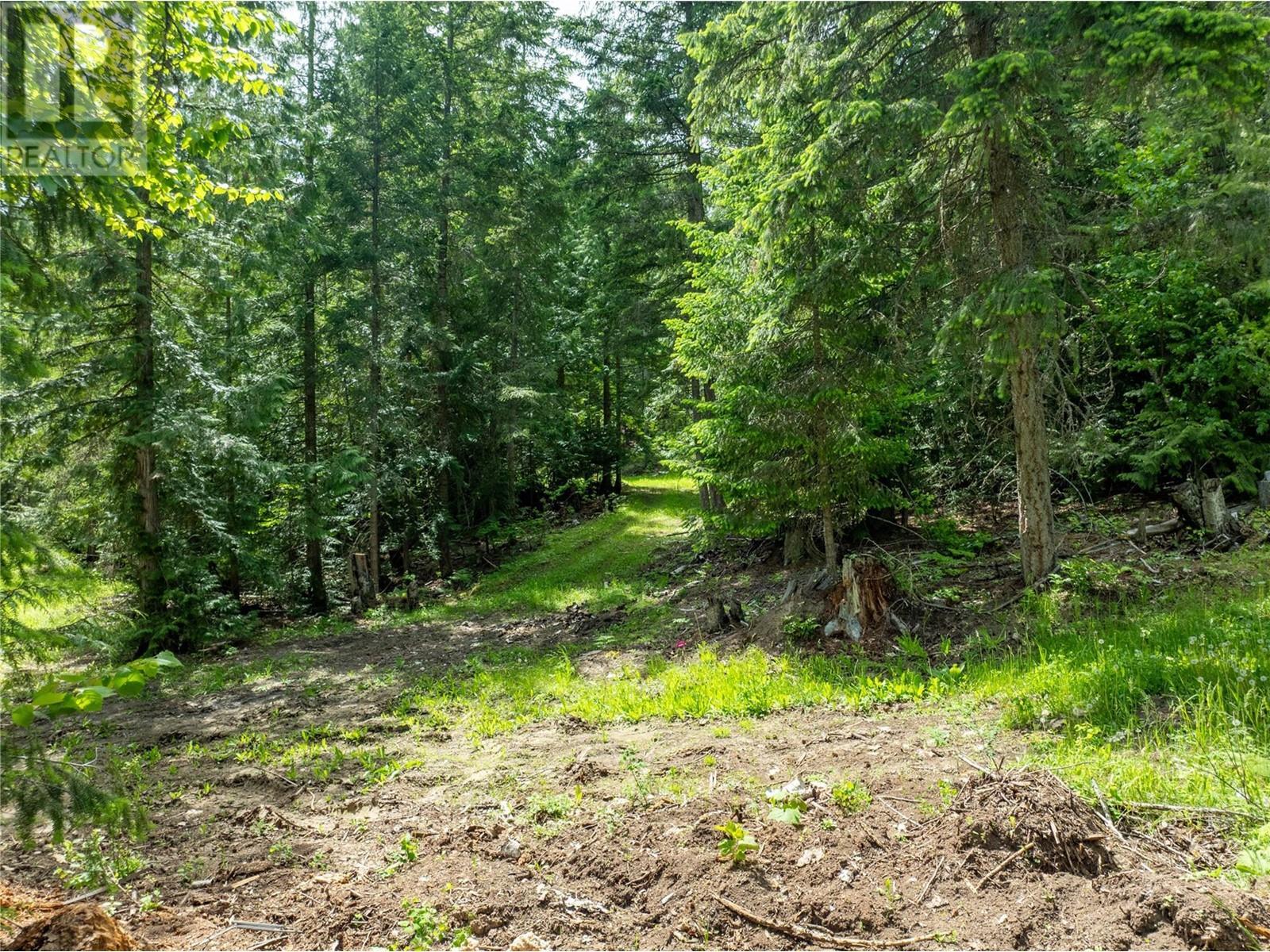 3175 Hautala Road, Sorrento, BC