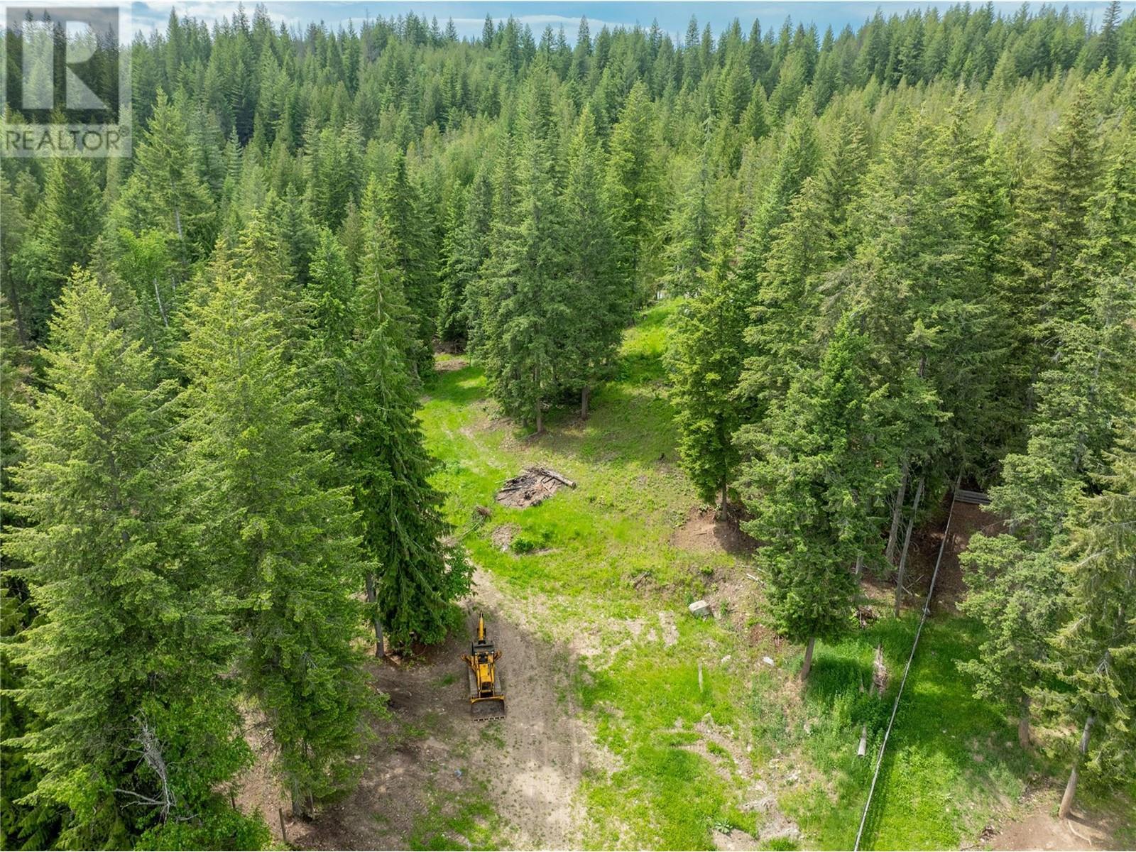 3175 Hautala Road, Sorrento, BC