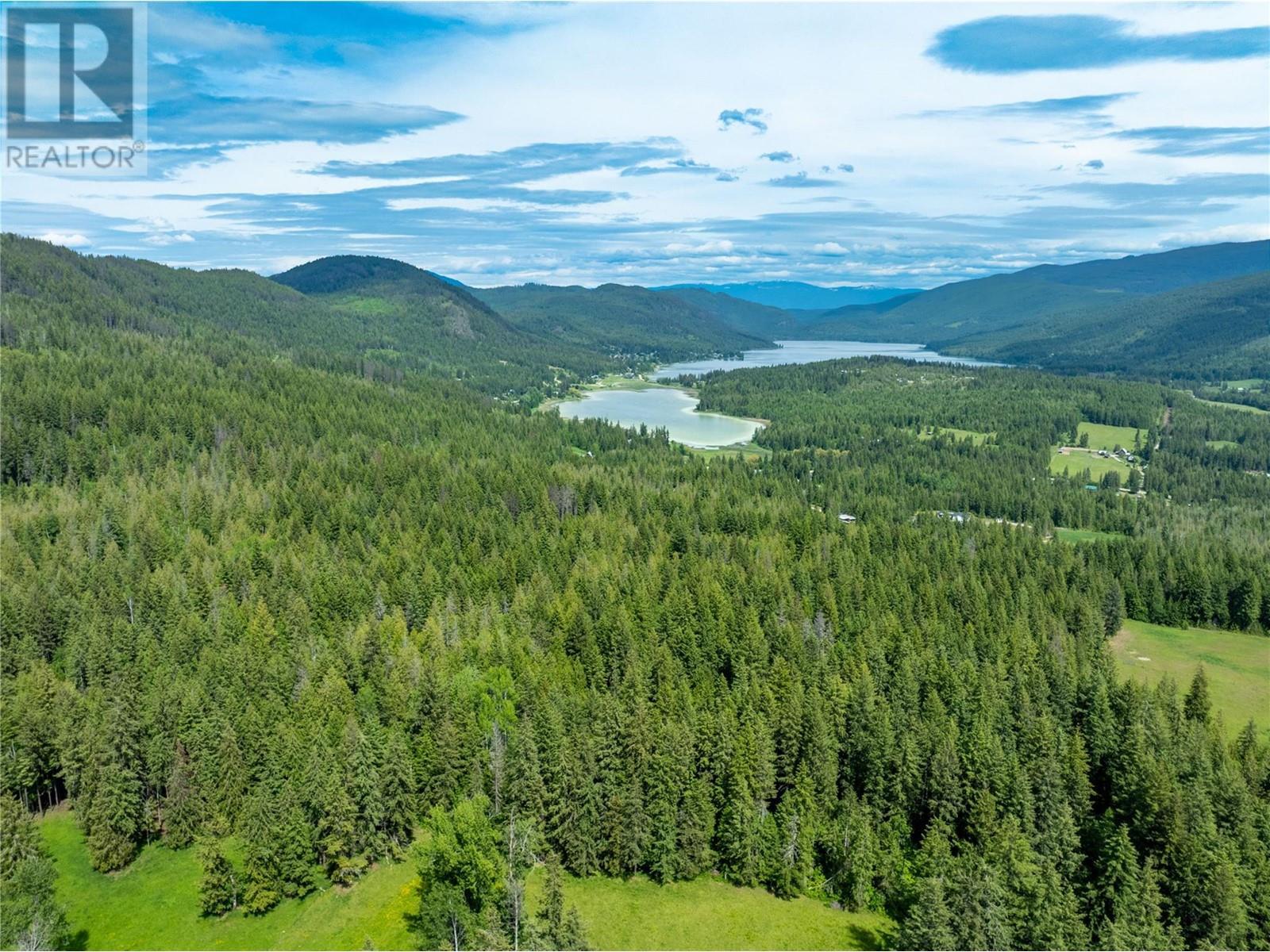 3175 Hautala Road, Sorrento, BC