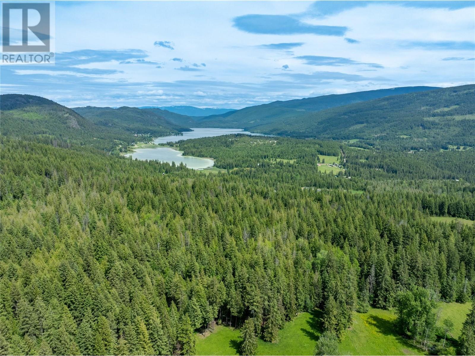 3175 Hautala Road, Sorrento, BC