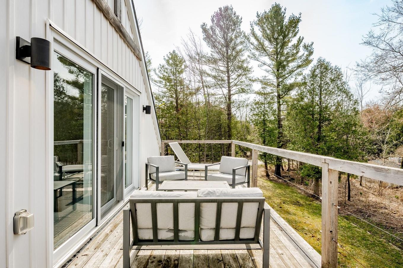Balcon - 145 Ch. Hivernon, Sutton, QC - Outdoor With Exterior