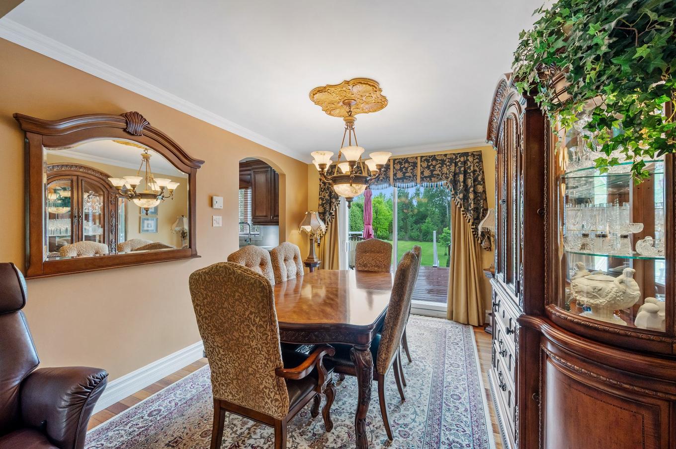 Salle à manger - 1334 Rue Des Peupliers, Mont-Saint-Hilaire, QC - Indoor Photo Showing Dining Room