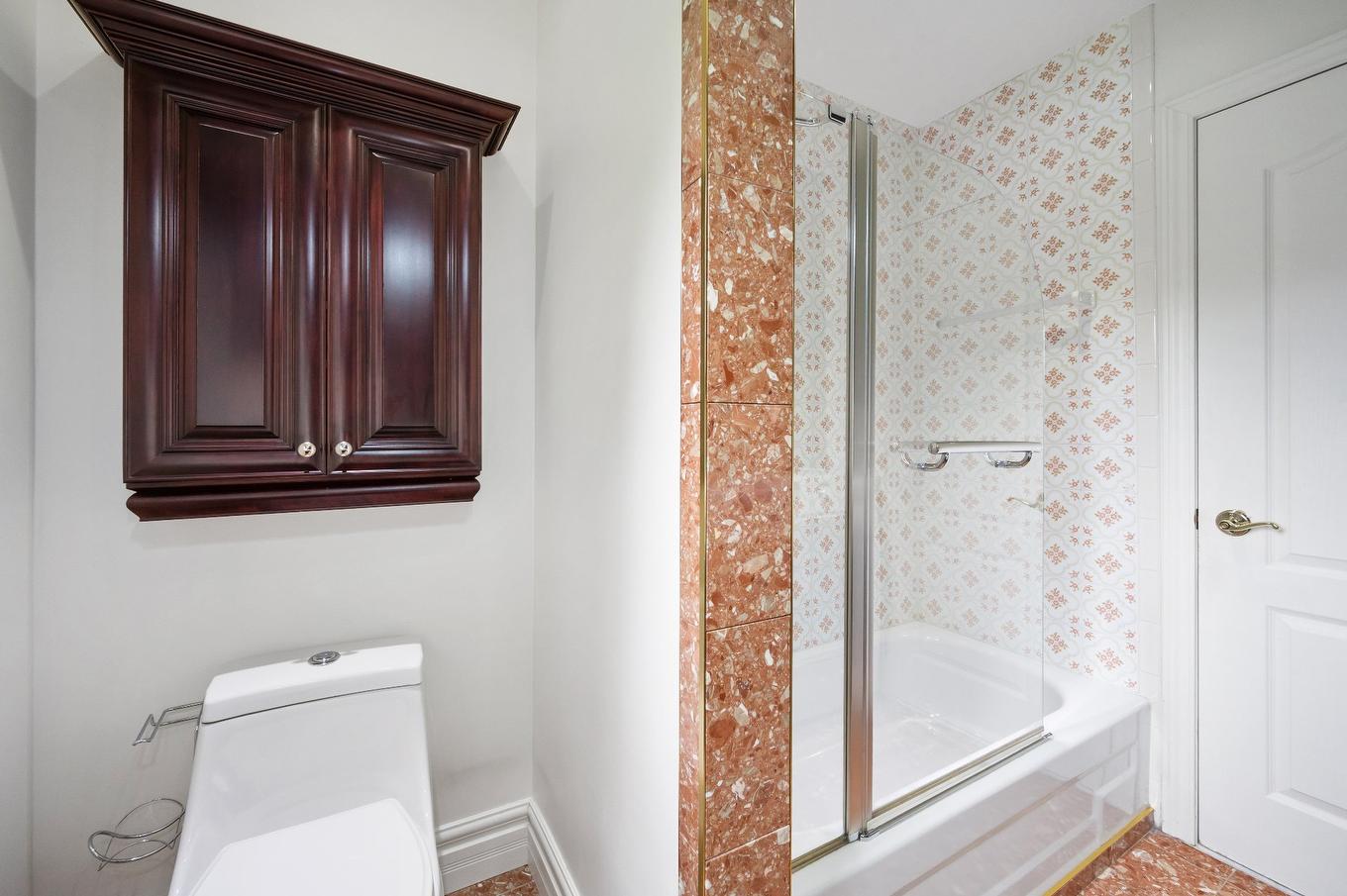 Salle de bains - 1334 Rue Des Peupliers, Mont-Saint-Hilaire, QC - Indoor Photo Showing Bathroom