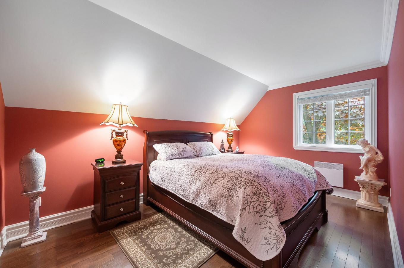 Chambre à coucher - 1334 Rue Des Peupliers, Mont-Saint-Hilaire, QC - Indoor Photo Showing Bedroom