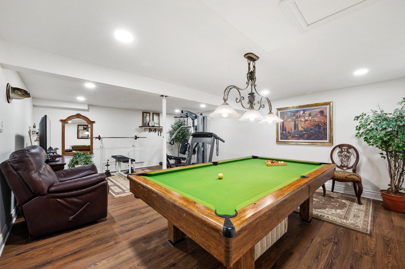 Salle de jeux - 1334 Rue Des Peupliers, Mont-Saint-Hilaire, QC - Indoor Photo Showing Other Room